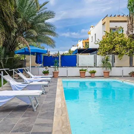 Sanders Governor's House - Charming 3-bedroom With Sea View Villa Pentakomo